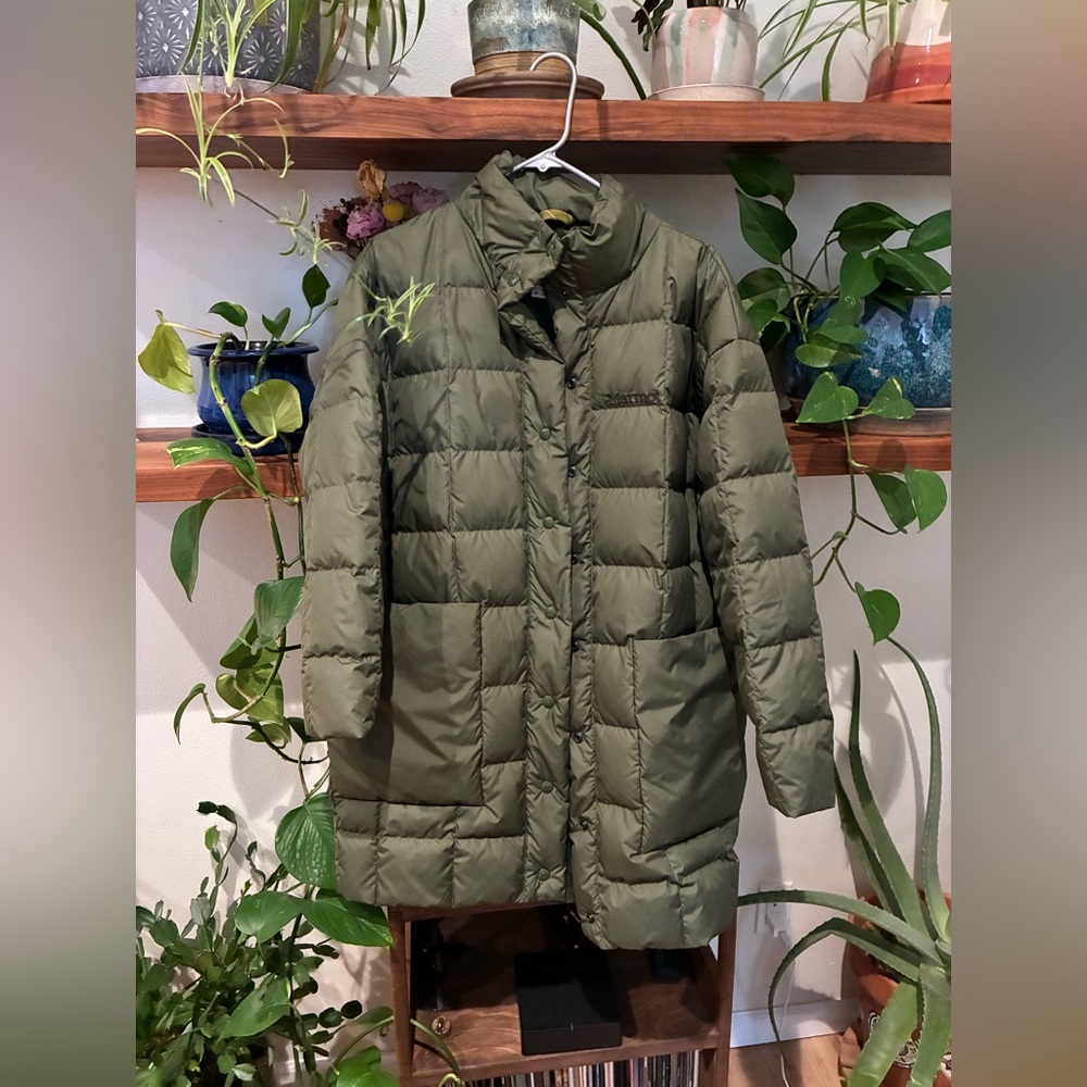 Marmot like new army green down coat